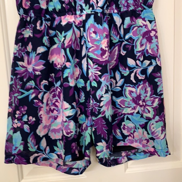 Romper - Picture 2 of 3